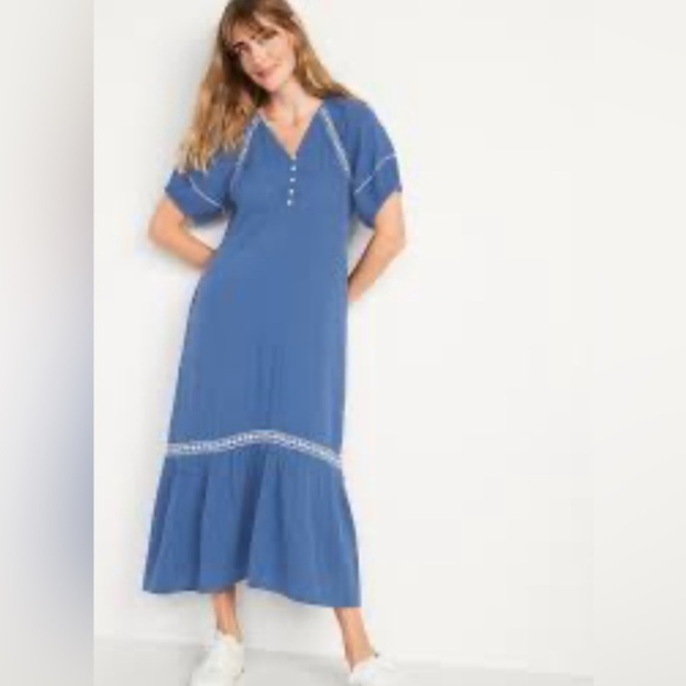 Old-Navy dress maxi Crinkle-Crepe Maxi‎ Swing Dress women’s medium blue maxi